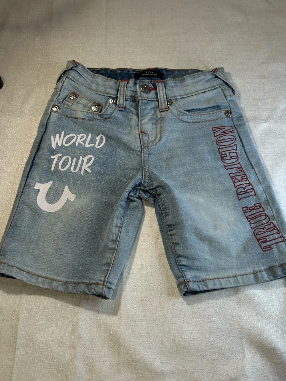 True Religion Ricky World Tour Denim Shorts Boys Size 8 Light Wash Logo
